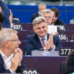 Νικόλας Φαραντούρης: